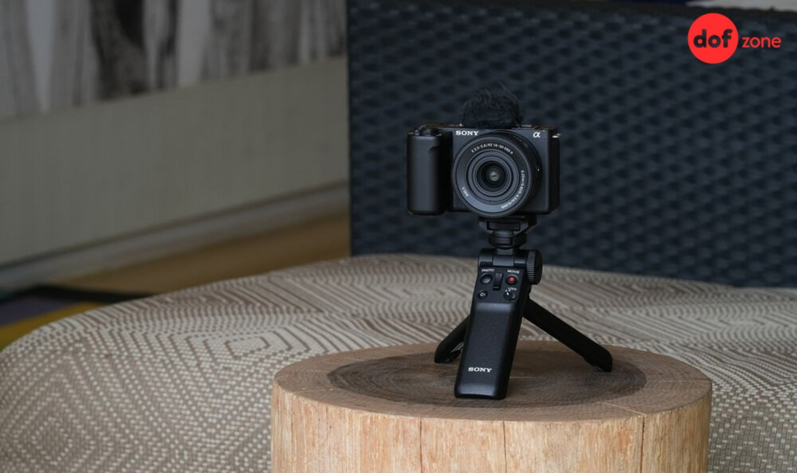 So-sanh-ZV-E10-II-va-ZV-E10-2-chiec-may-quay-vlog-dinh-cao_so sánh sony zve10ii và sony zve10-2.jpg