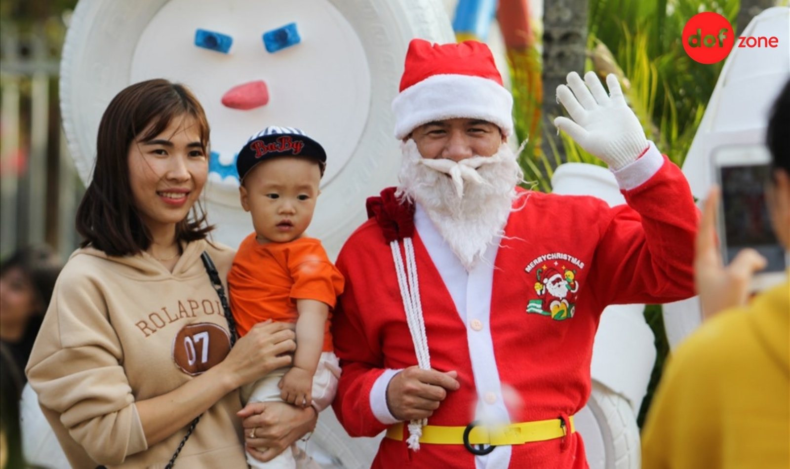 Cach-tao-dang-chup-anh-Noel-lung-linh-chup-la-co-anh-dep-35.jpg