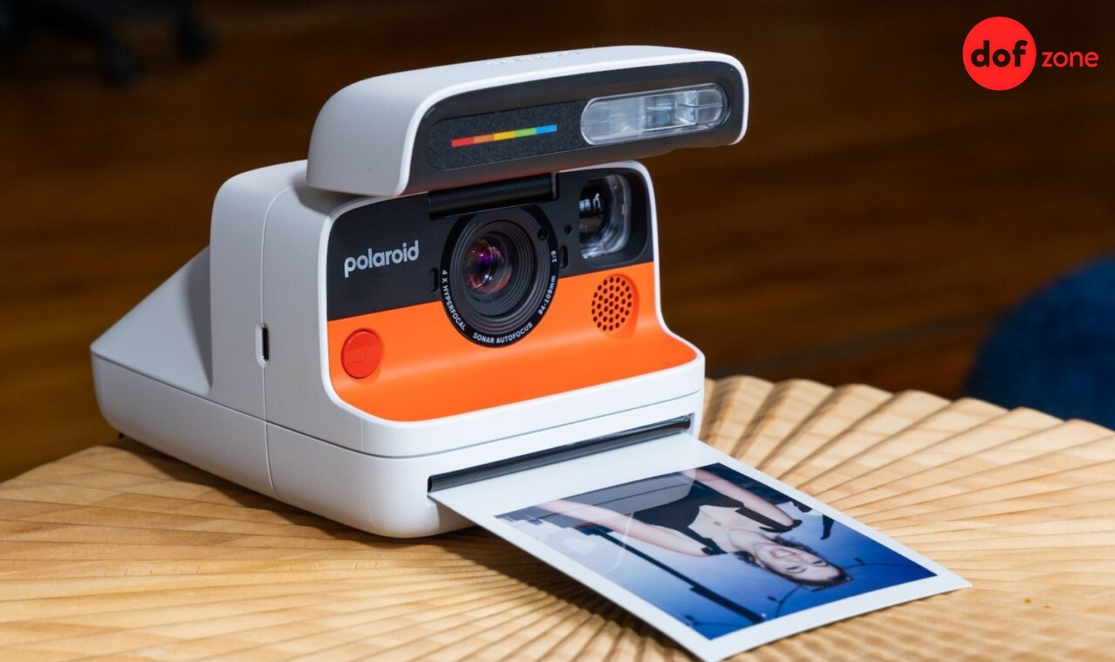 Polaroid-la-gi-Tim-hieu-tat-tan-tat-ve-anh-polaroid-11.jpg