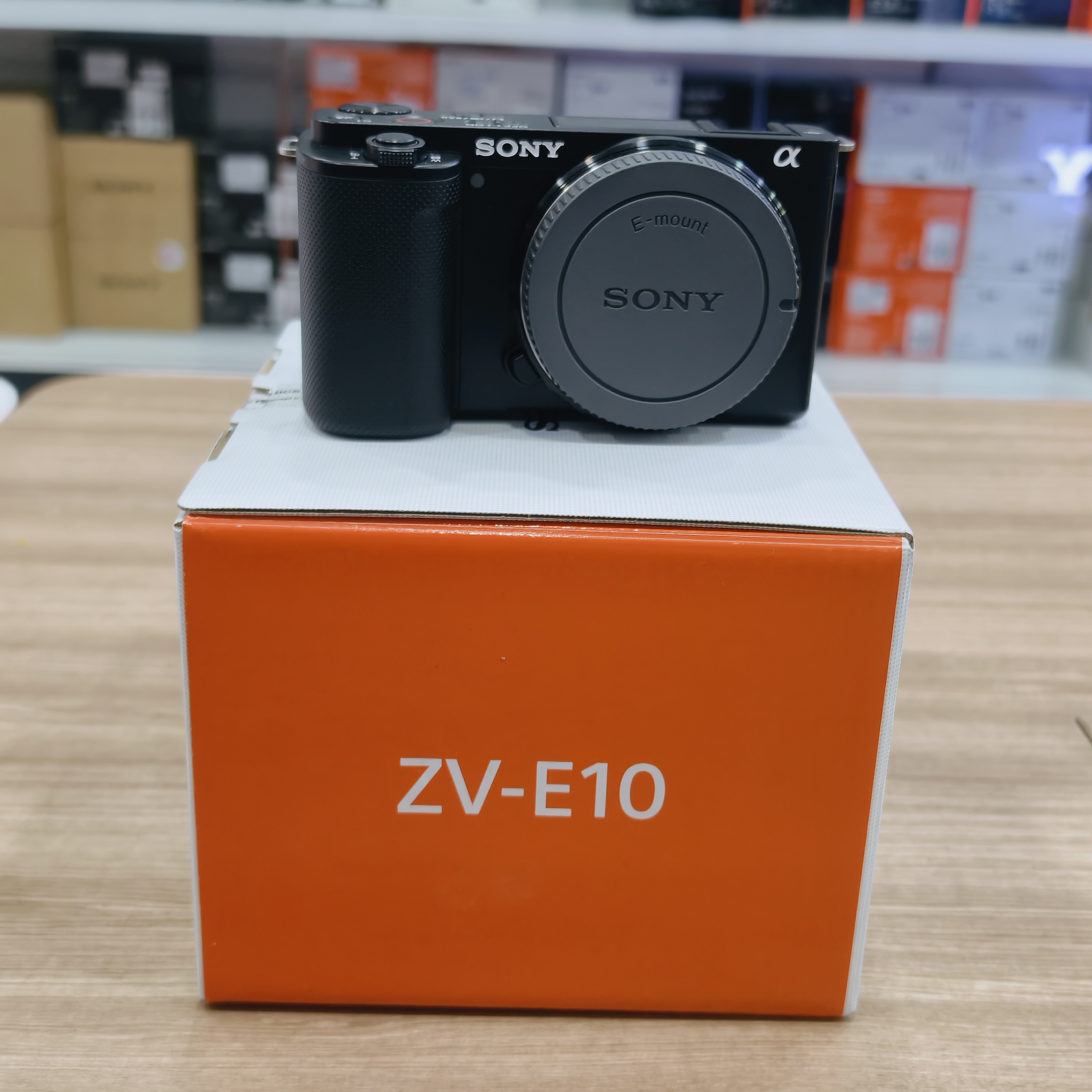 Máy ảnh Sony ZV-E10 (ZVE10) body đen cũ Mã SP 1019