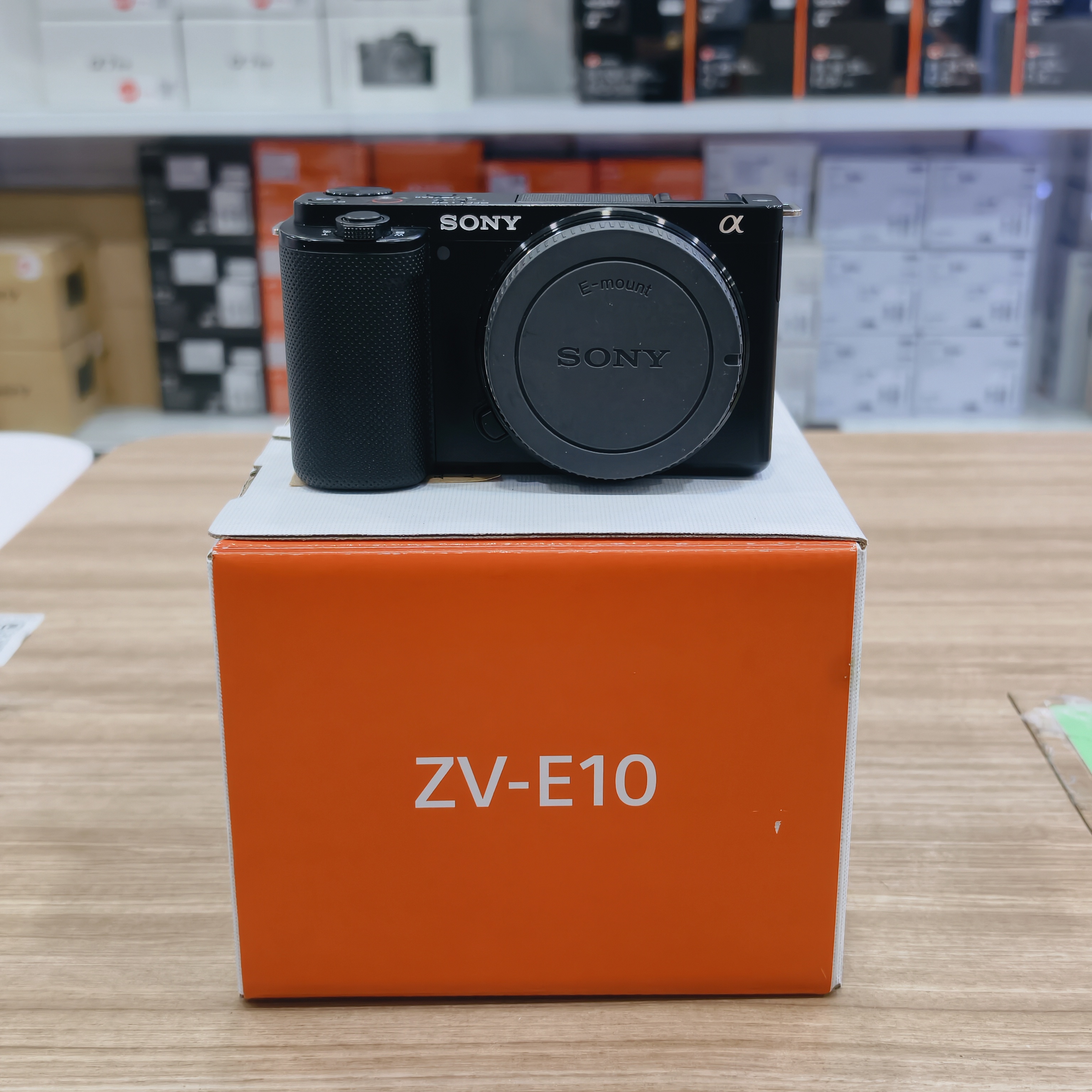 Máy ảnh Sony ZV-E10 (ZVE10) body đen cũ Mã SP 3709