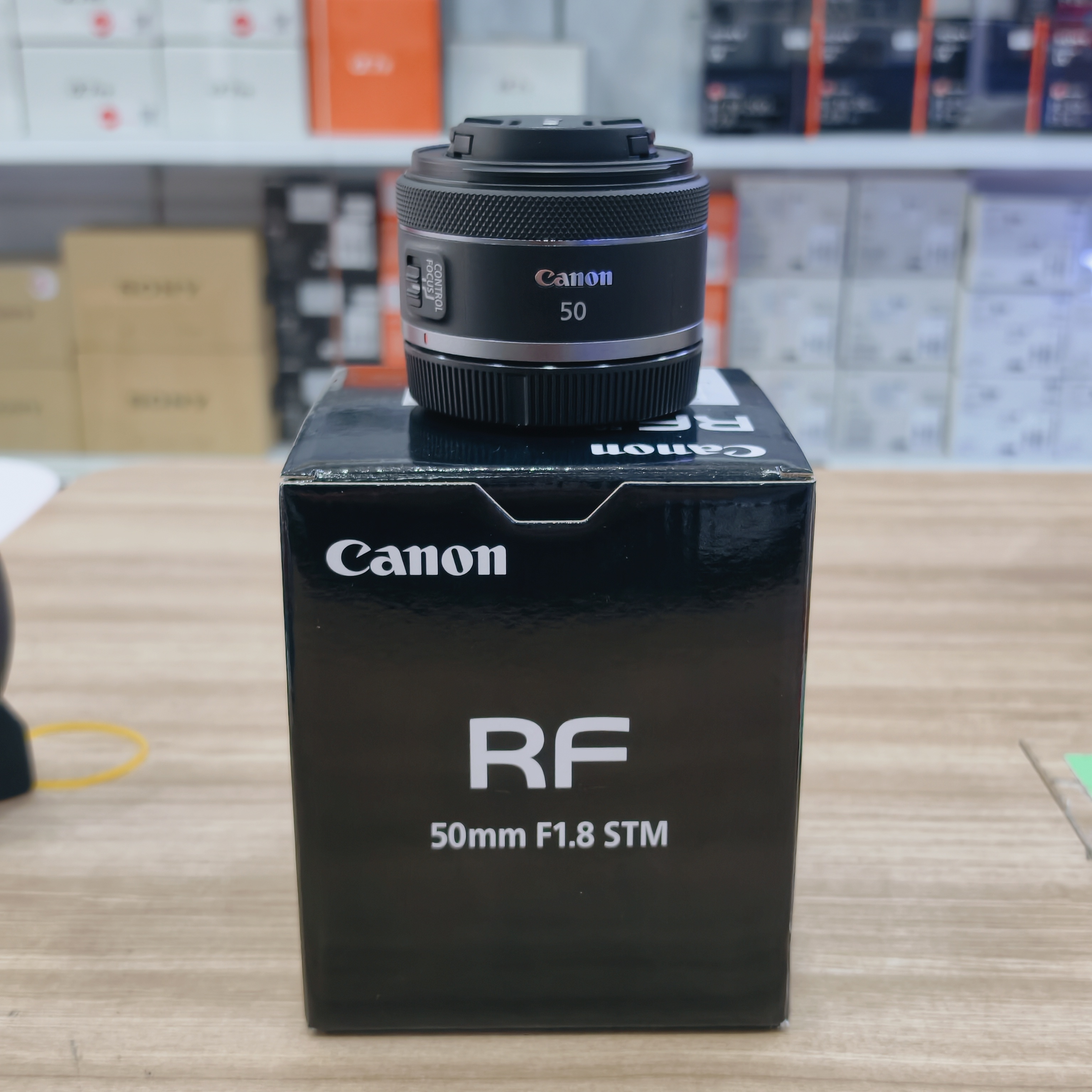 Ống kính Canon RF 50mm F1.8 STM cũ Mã SP 6280
