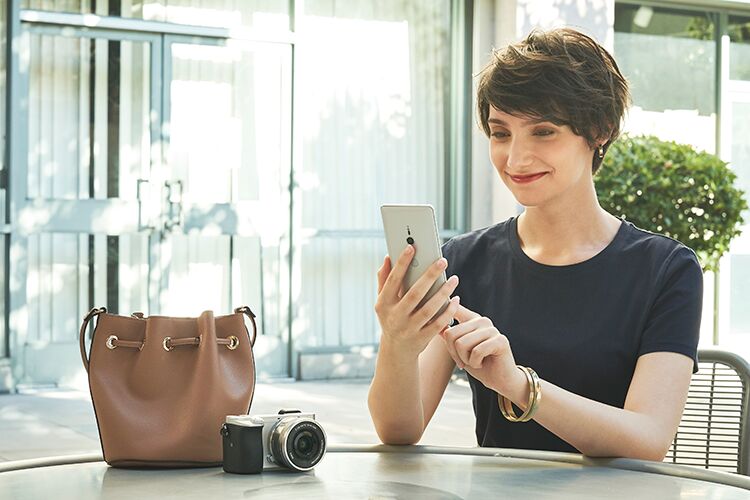 Máy Ảnh Sony Alpha A6100 Kit 16-50mm (Bạc) - Hàng Chính Hãng Máy Ảnh Sony Alpha A6100 Kit 16-50mm (Bạc) - Hàng Chính Hãng