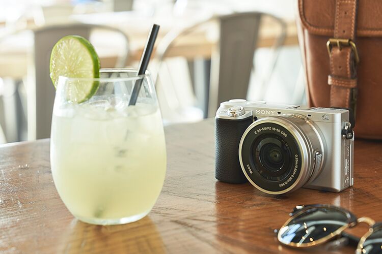Máy Ảnh Sony Alpha A6100 Kit 16-50mm (Bạc) - Hàng Chính Hãng Máy Ảnh Sony Alpha A6100 Kit 16-50mm (Bạc) - Hàng Chính Hãng