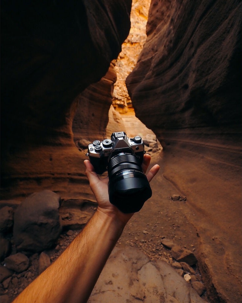 May-anh-OM-SYSTEM-OM-5-Mark-II-Chinh-Hang-3.jpg?v=1774604549