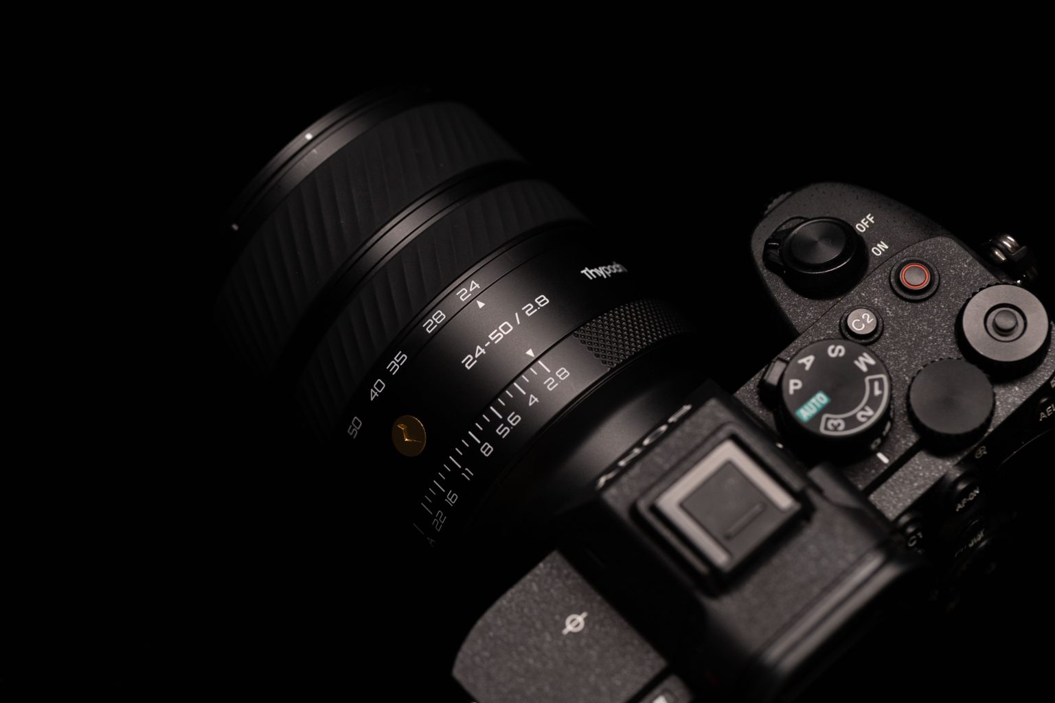 Ong-kinh-Thypoch-AF-Voyager-24-50mm-F2-8-For-Sony-FE-Chinh-Hang-10.jpg?v=1781524651