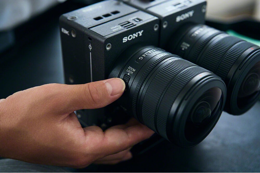 Sony-FE-8-14mm-F3-5-Fisheye-G-SEL814G-Chinh-Hang-20.jpg?v=1790323293