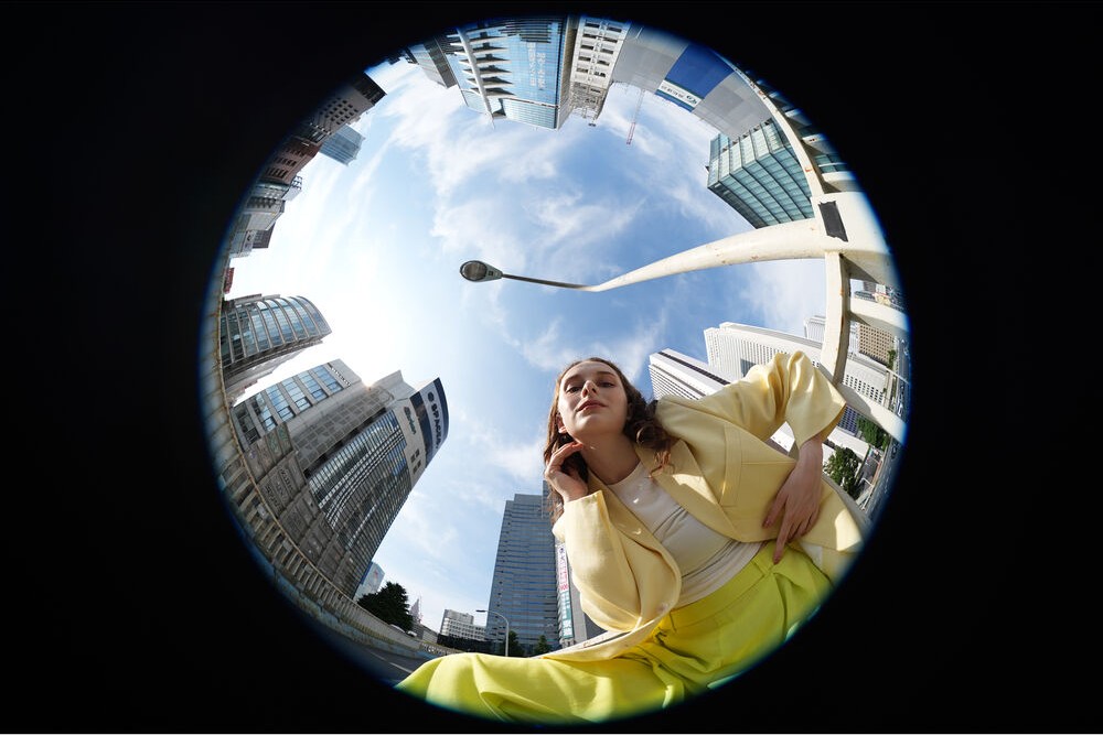 Sony-FE-8-14mm-F3-5-Fisheye-G-SEL814G-Chinh-Hang-24.jpg?v=1790323348