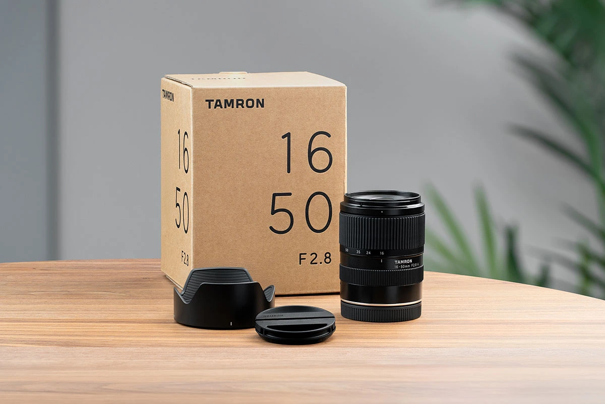 Tamron-16-50mm-F2-8-A-Chinh-Hang.jpg?v=1791961173