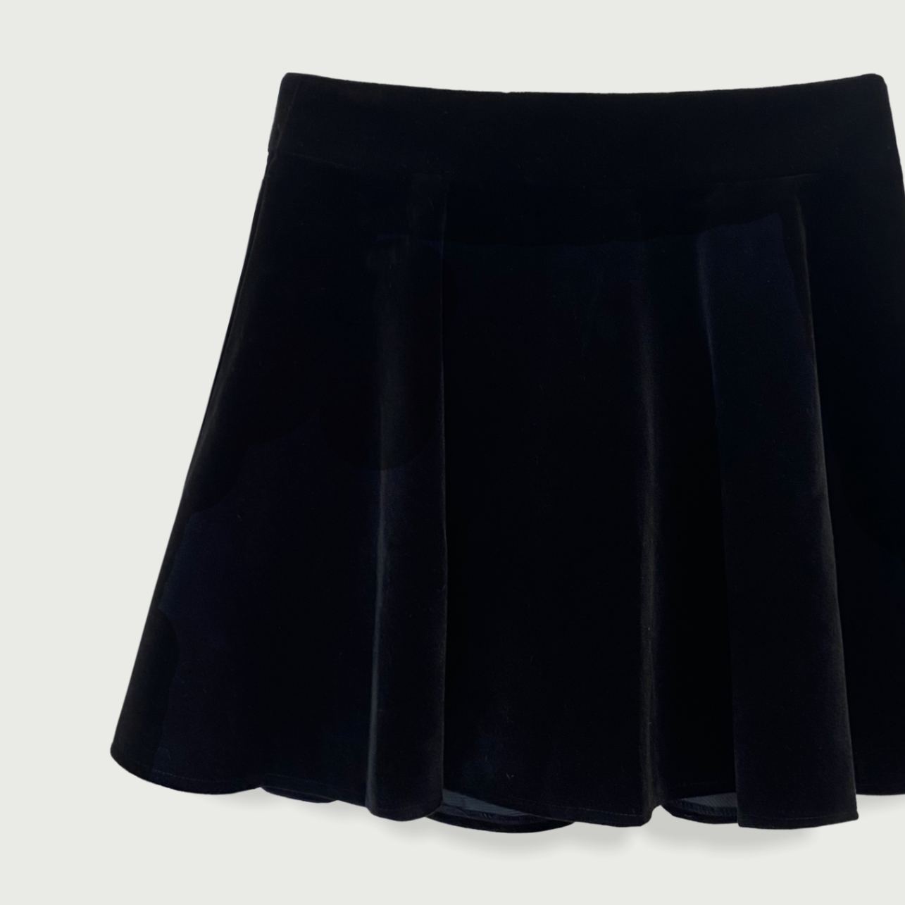 Suzy Skirt (Velvet)