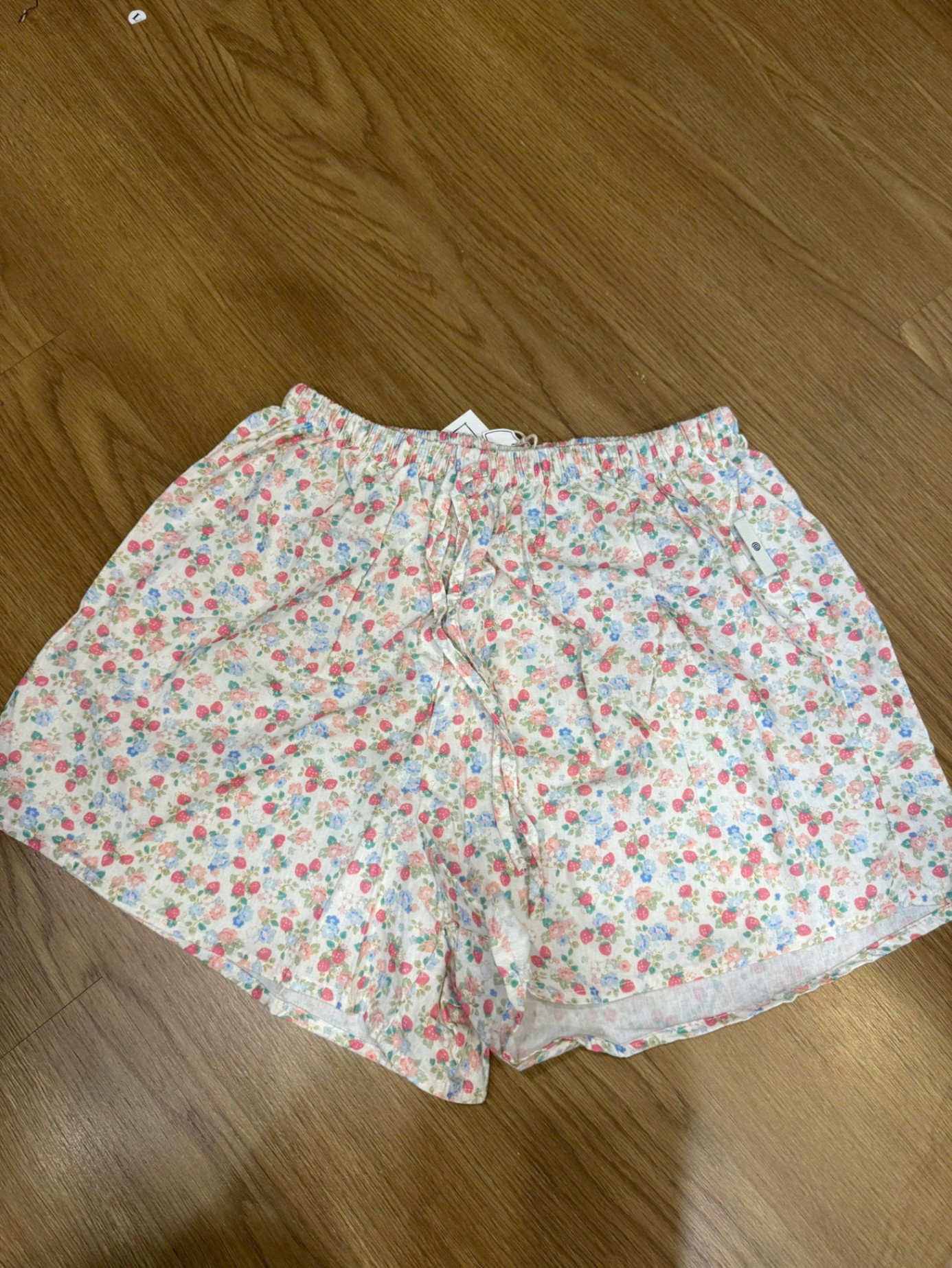 Happy Shorts