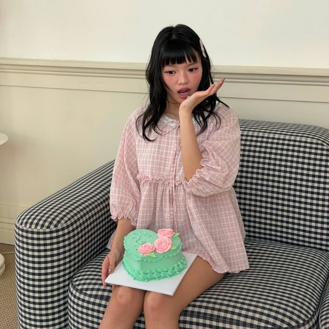 Airy blouse