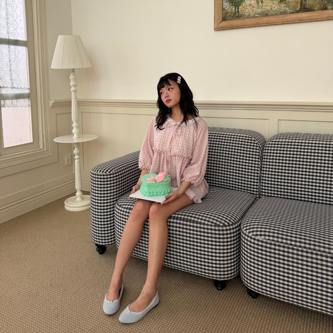 Airy blouse