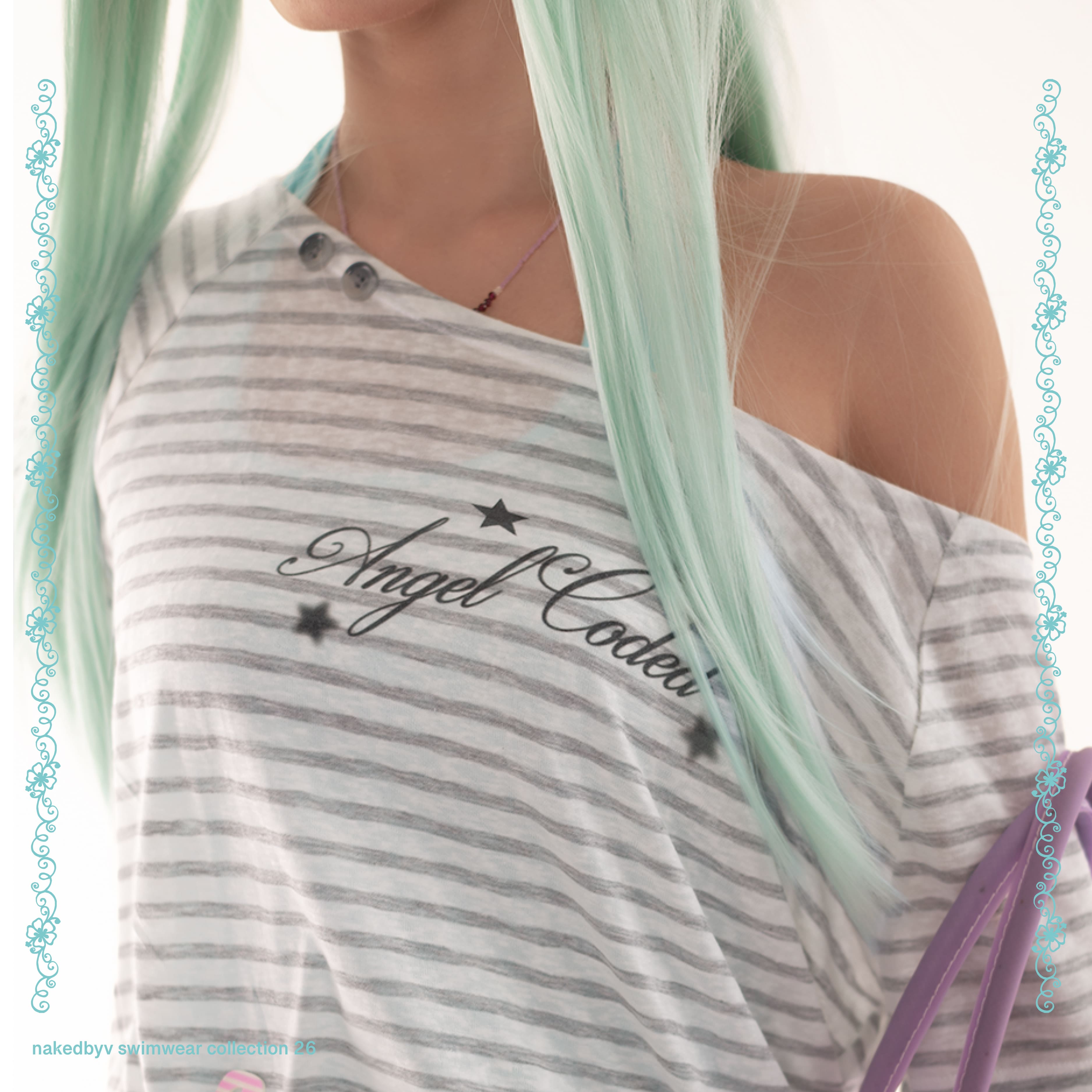 Chloe Tee