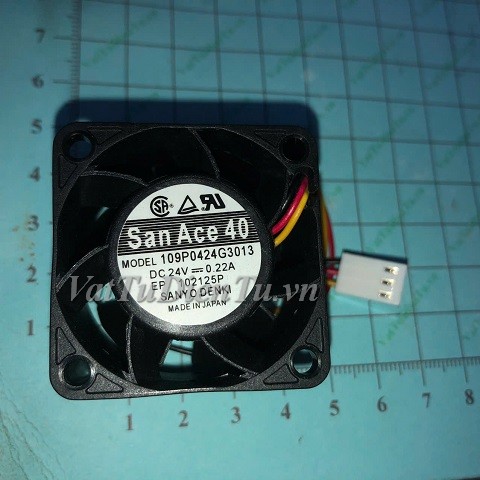109P0424G3013 Quạt tản nhiệt 24V 0.22A 40x40x28MM SANYO 3 dây đầu cắm B2