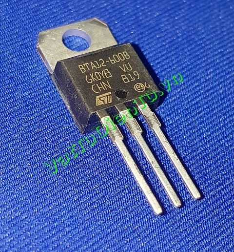 BTA12-600B BTA12 TO220 TRIAC 12A 600V