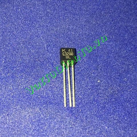 C3200 2SC3200 TO-92 Transistor PNP 120V 100mA