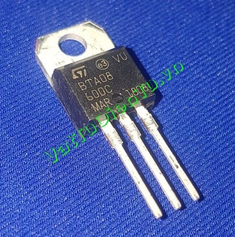 BTA08-600C BTA08 TO220 TRIAC 8A 600V