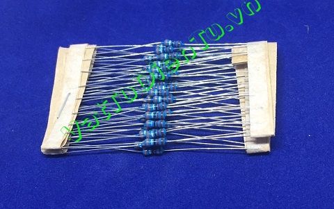 Điện trở 390K 0.25W (390K 1/4W) sai số 1%