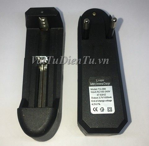 Sạc pin Li-ion 3.7V 18650 14500 16340 loại 1 viên (cắm điện, có đèn báo đầy)