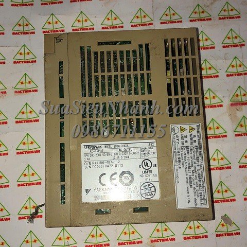 SGDM-02ADA AC SERVO DRIVER 0.2kW YASKAWA (HTM)