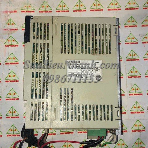 MR-J2S-40A AC SERVO DRIVER 400W MITSUBISHI (HTM)