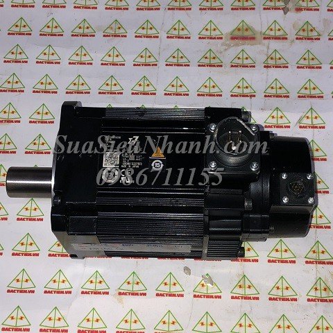 SGM7A-20A6A21 AC SERVO MOTOR 2kW YASKAWA (HTM)