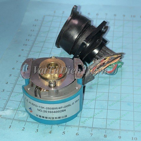 A-ZKD-13K-250BM/4P-G05L-0.19m Encoder cho AC SERVO MOTOR 3XMOTION (HTM)