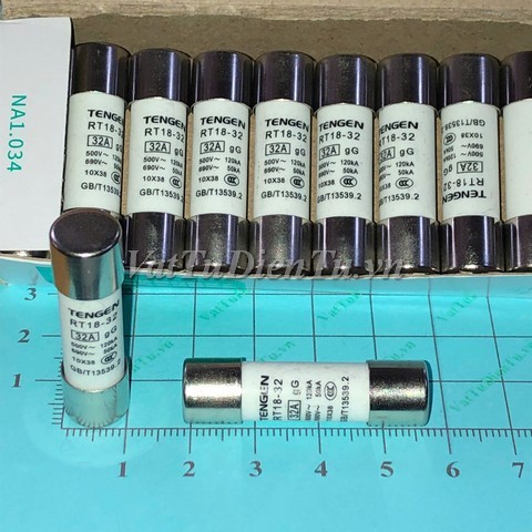 RT18-32-32A500V Cầu chì RT18-32 (R015) 32A 500V 10X38MM cầu chì sứ