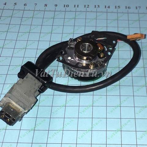 A13D3623L8201 Encoder cho AC SERVO MOTOR 400W YASKAWA SGMAH-04AAA41 (HTM)