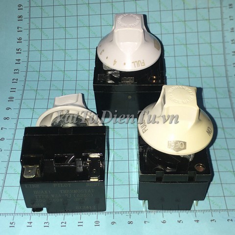 WZA-SJ6202 WZA-SJ Rơ le điều chỉnh nhiệt độ dạng núm vặn 200-250V