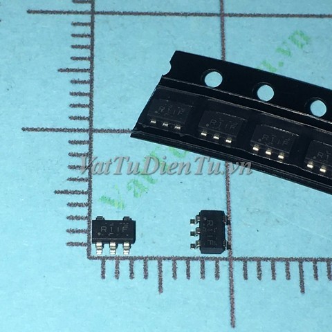 LMV331IDBVR R1IF SOT23 Single General Purpose Low-Voltage Comparator