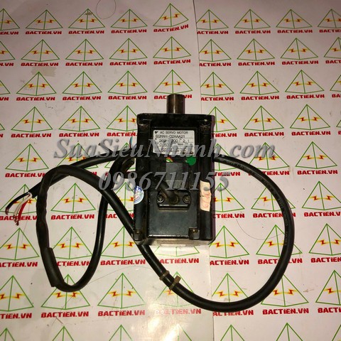 SGMAH-02AAA21 AC Servo Motor Yaskawa 200W 2.1A 200V (HTM)