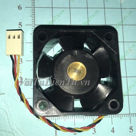 9WF0424S604B-Quat-tan-nhiet-24V-0-11A-40x40x20mm-SANYO-3-day-dau-cam-B2-2.jpg?v=1770604264