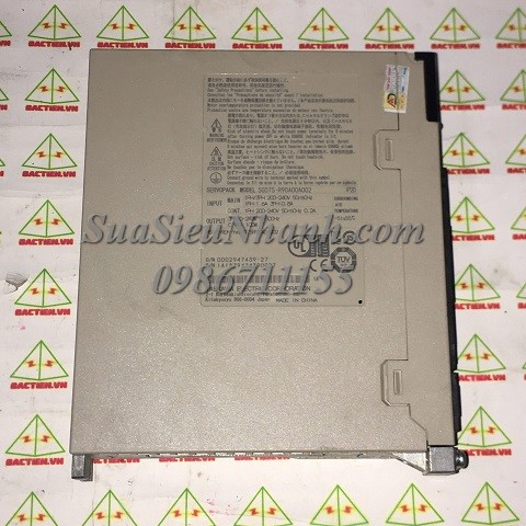 SGD7S-R90A00A002-0027-AC-SERVO-DRIVER-100W-YASKAWA-HTM-_SGD7S-R90A00A002-0027-1.JPG