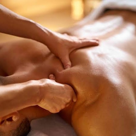 Gợi ý địa điểm massage nuru Xuân Thủy được yêu thích hiện này