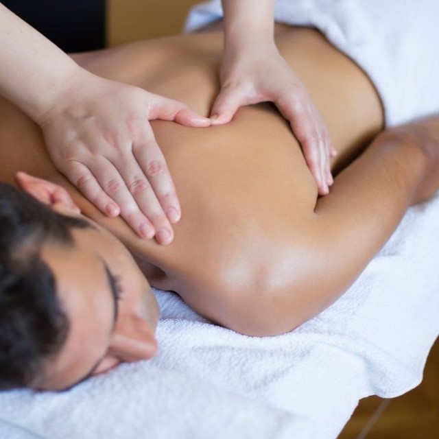 Massage Nuru phường Láng tại OSAKA – Không gian thư giãn chuẩn Nhật