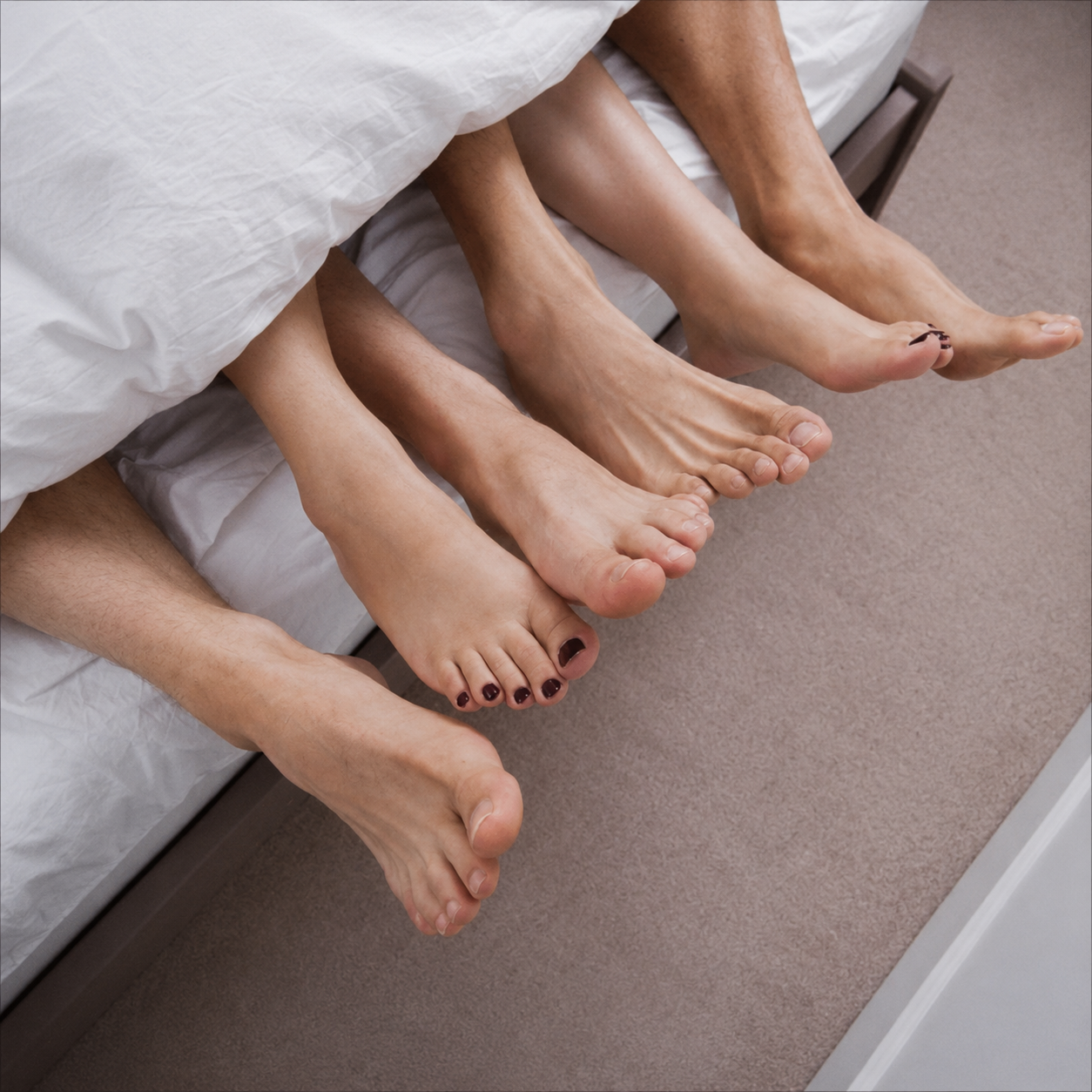 Quan hệ với nhiều người có sao không? Những điều bạn nên biết
