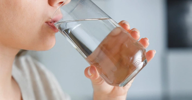 Cấp nước và khoáng chất điện giải