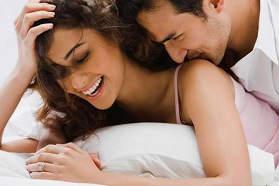 Tư thế quan hệ trên ghế tình yêu