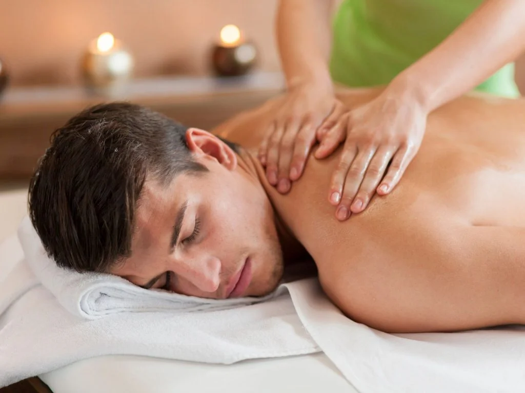 Kinh nghiệm "vàng" khi đi massage tại phố cổ cho người mới