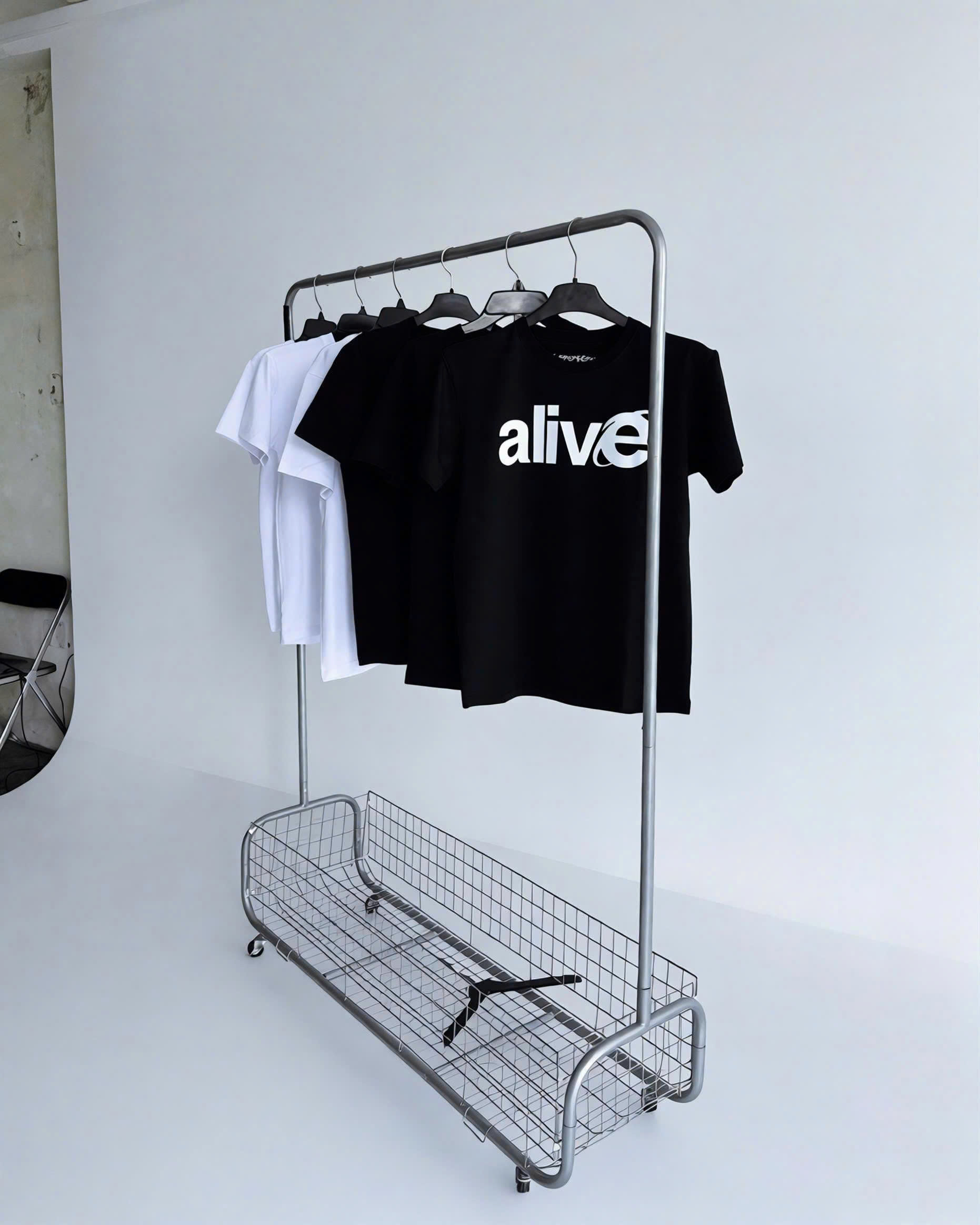 WHDC ALIVE FITTED TEE BLACK