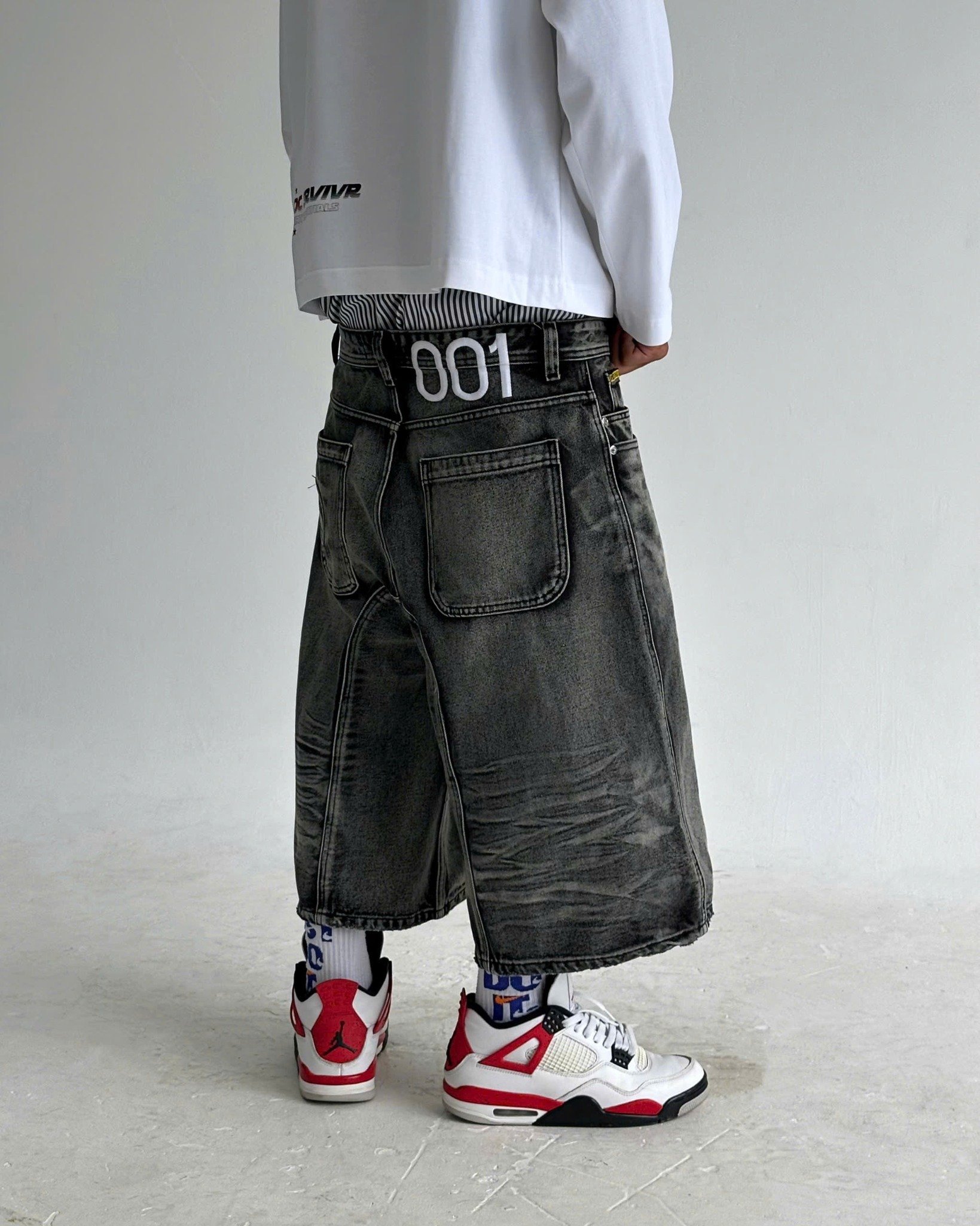 WHDC SRVIVR WASHED BAGGY DENIM SHORTS IN BLACK