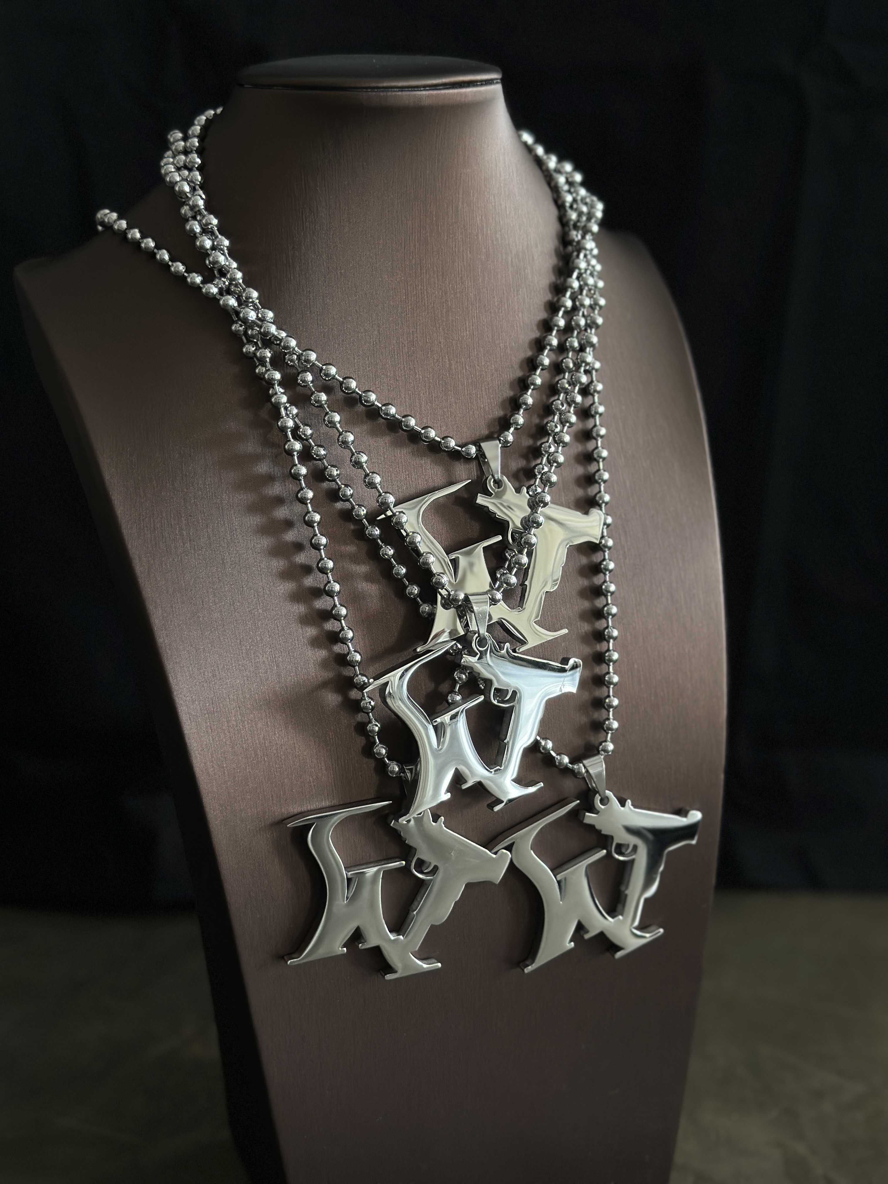 WHDC WW3 NECKLACE