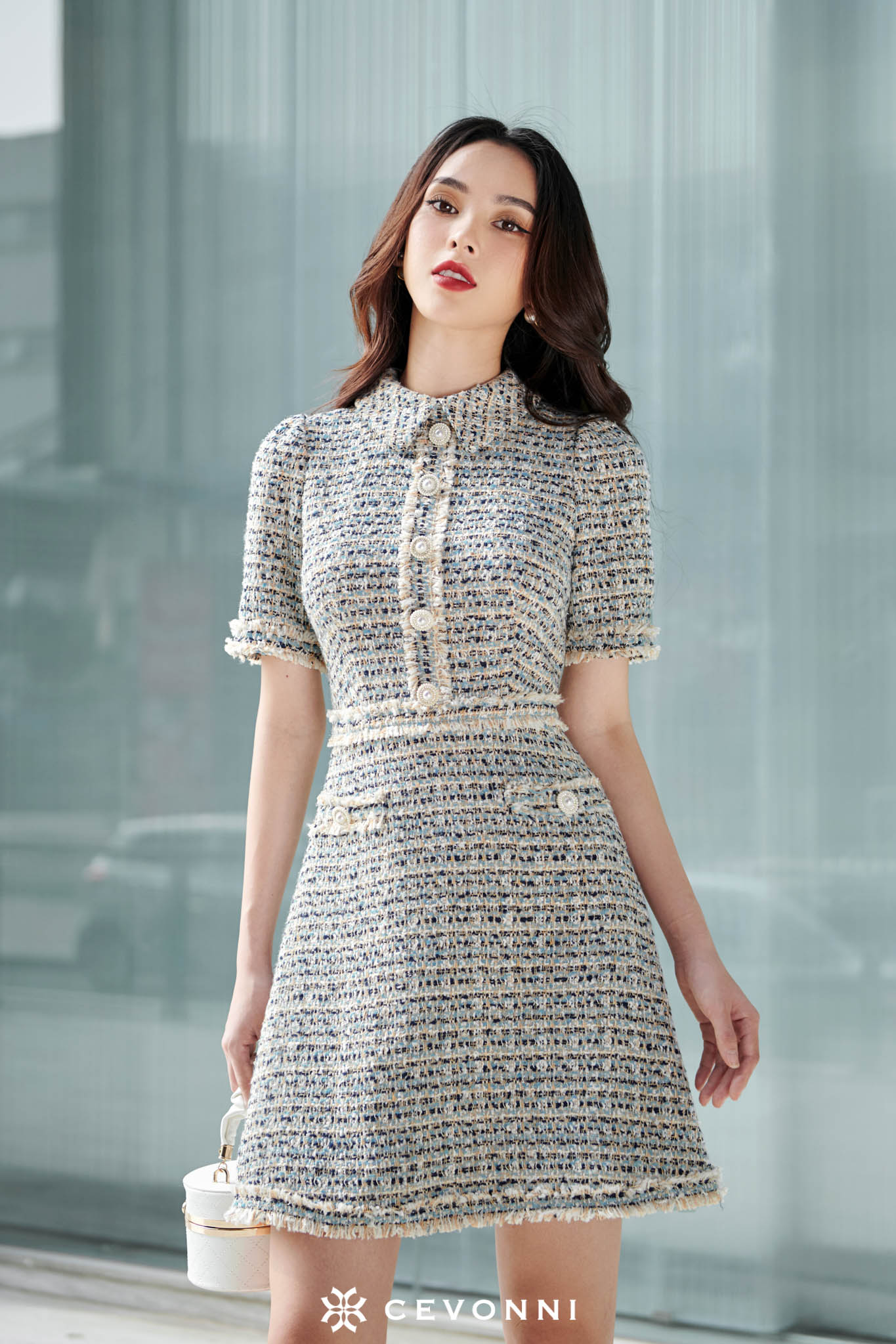 Những mẫu váy dạ tweed xinh thỏa sức diện tết 2024 cực sành điệu
