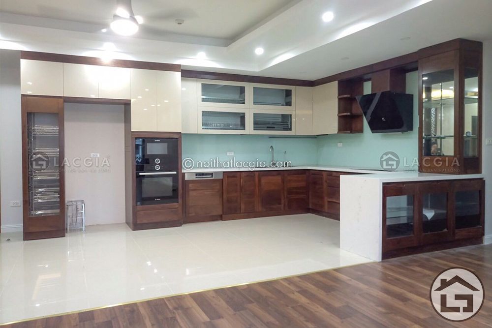 TỦ BẾP GỖ CAO CẤP TB07