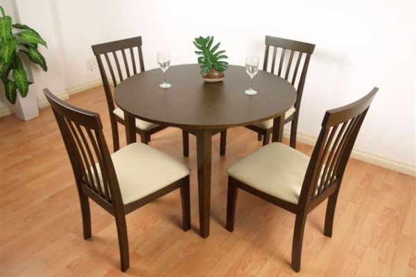 Ghế gỗ bàn ăn lót đệm cổ điển