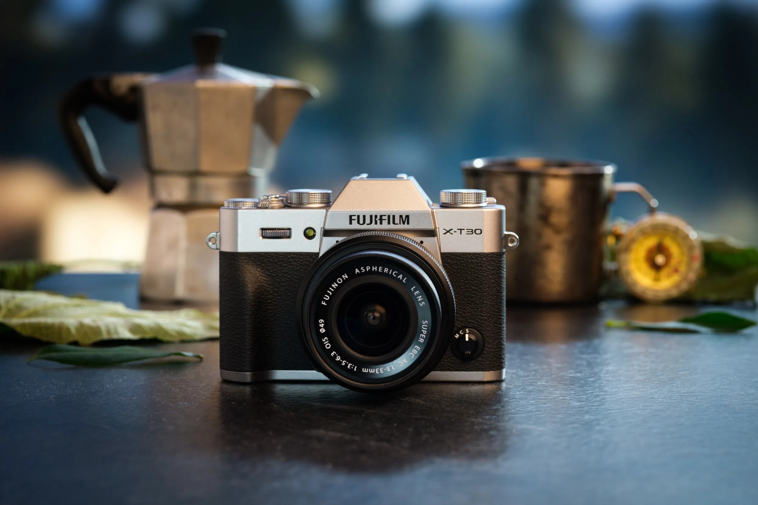 FUJIFILM X-T30 III KÈM ỐNG KÍNH FUJINON XC13-33mm F3.5 -6.3  CHÍNH THỨC RA MẮT
