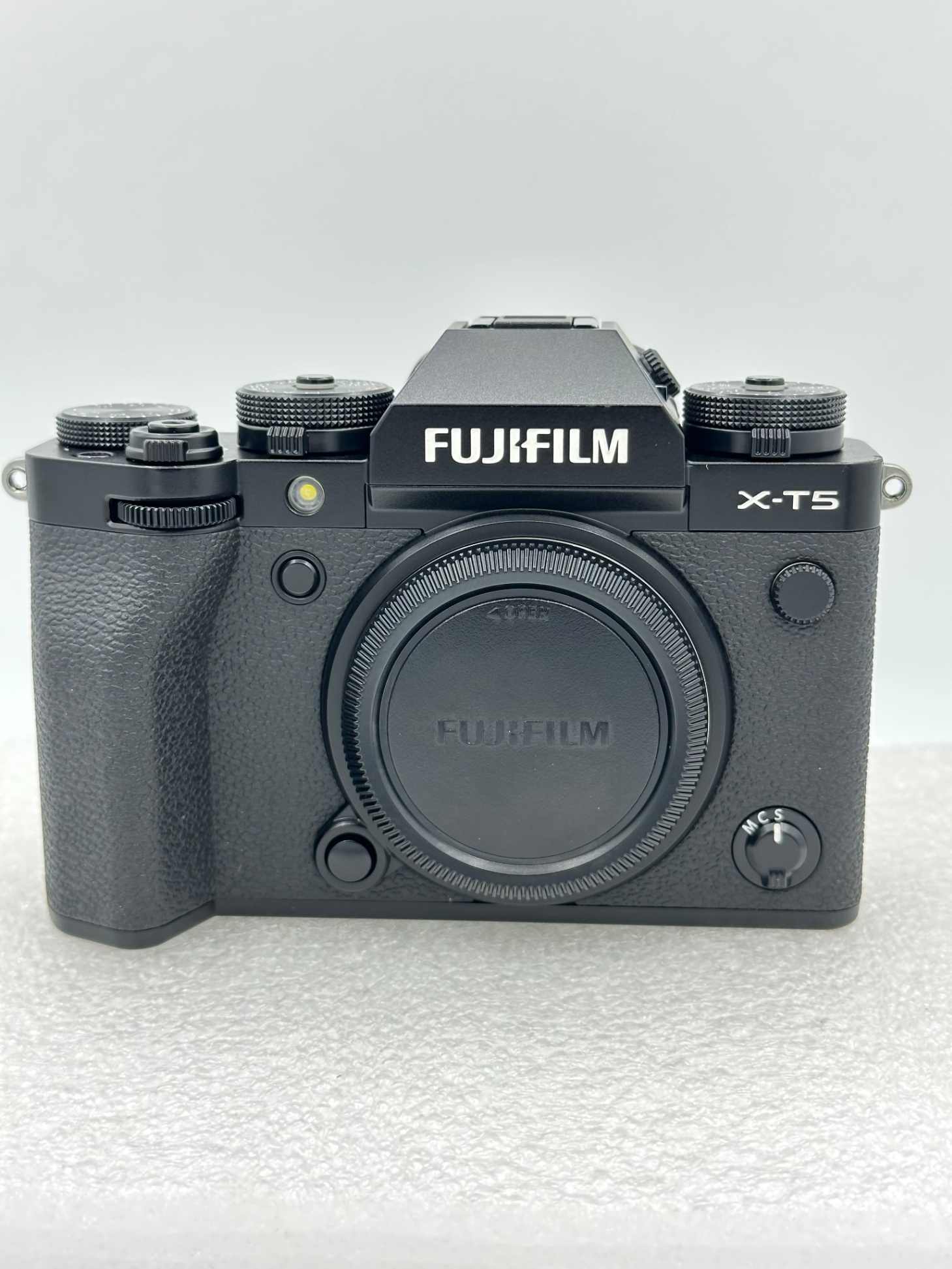 FUJIFILM XT5 BLACK ĐEN ( 1377 )