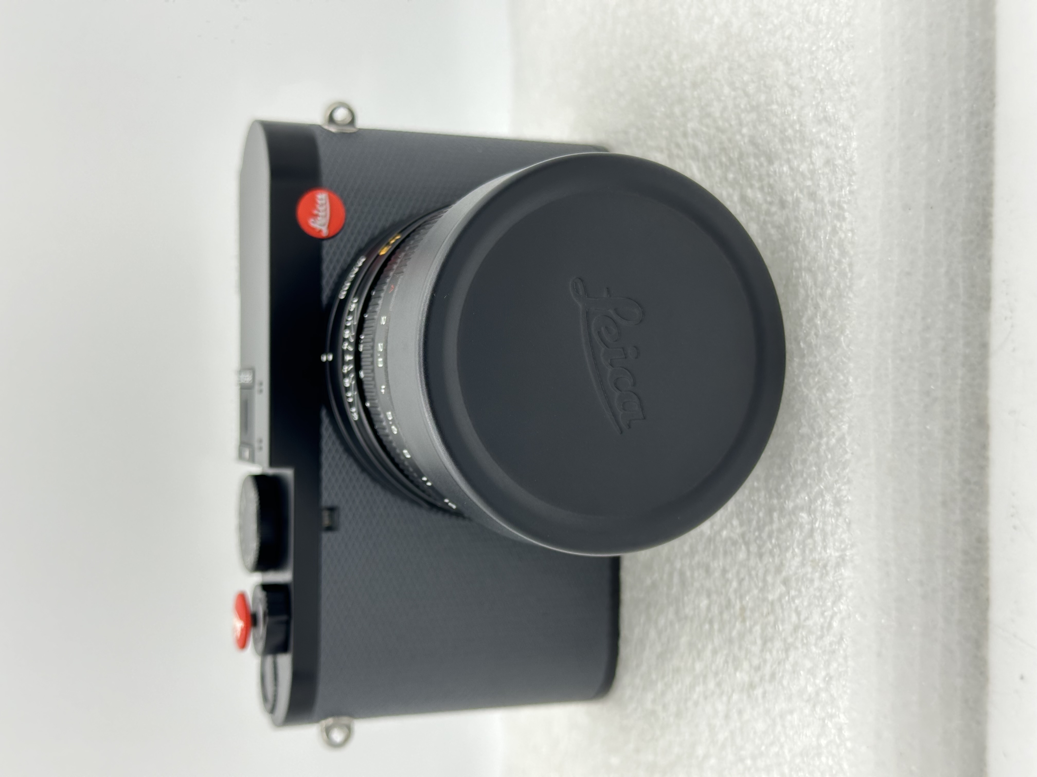 LEICA Q3 43